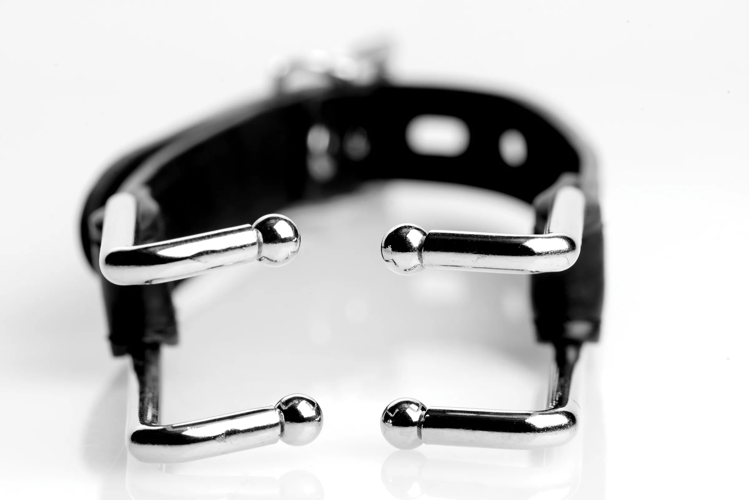 Claw Hook Mouth Spreader BDSM & Kink XR Brands