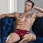 126-289 Lucifer Cut Out Short Color Burgundy Size L - Image 4