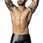 153-301 Liquid Onyx 2.0 Pouch Short Color Black Size M